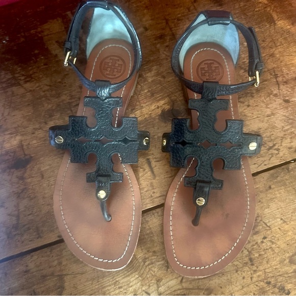 Tory Burch Shoes - Tory Burch Phoebe Logo Thong Sandal Black 7.5